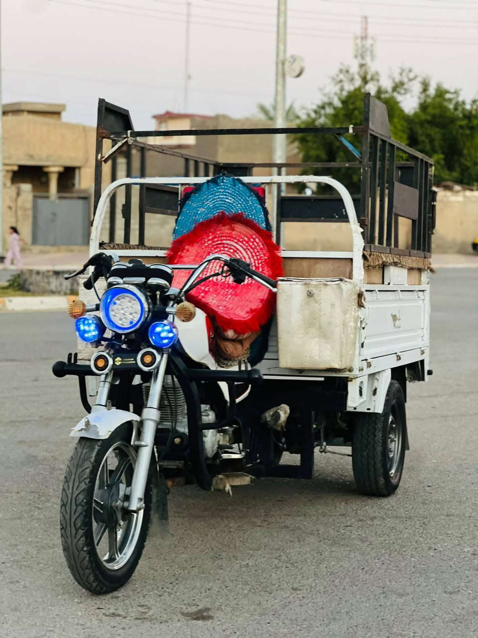 سلام عليكم ستوته للبيع موديل23  
محرك150 السعر مليون 550وبيه مجال  بون محجر ***********
