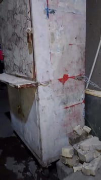 كشك جاي للبيع طباخ مع ترمزين وقوري و3نراكيل مكاني بغداد الشعب 07725915...