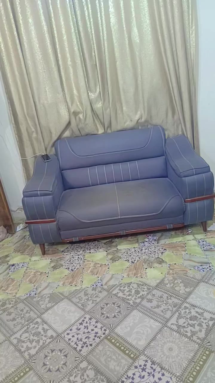 تخم للبيع عشر مقاعد بسعر 850تسكام


**إذا كنت صاحب هذا الإعلان وتريد حذفه لأي سبب، رجاءا أرسل رسالة إلى الدعم الفني**