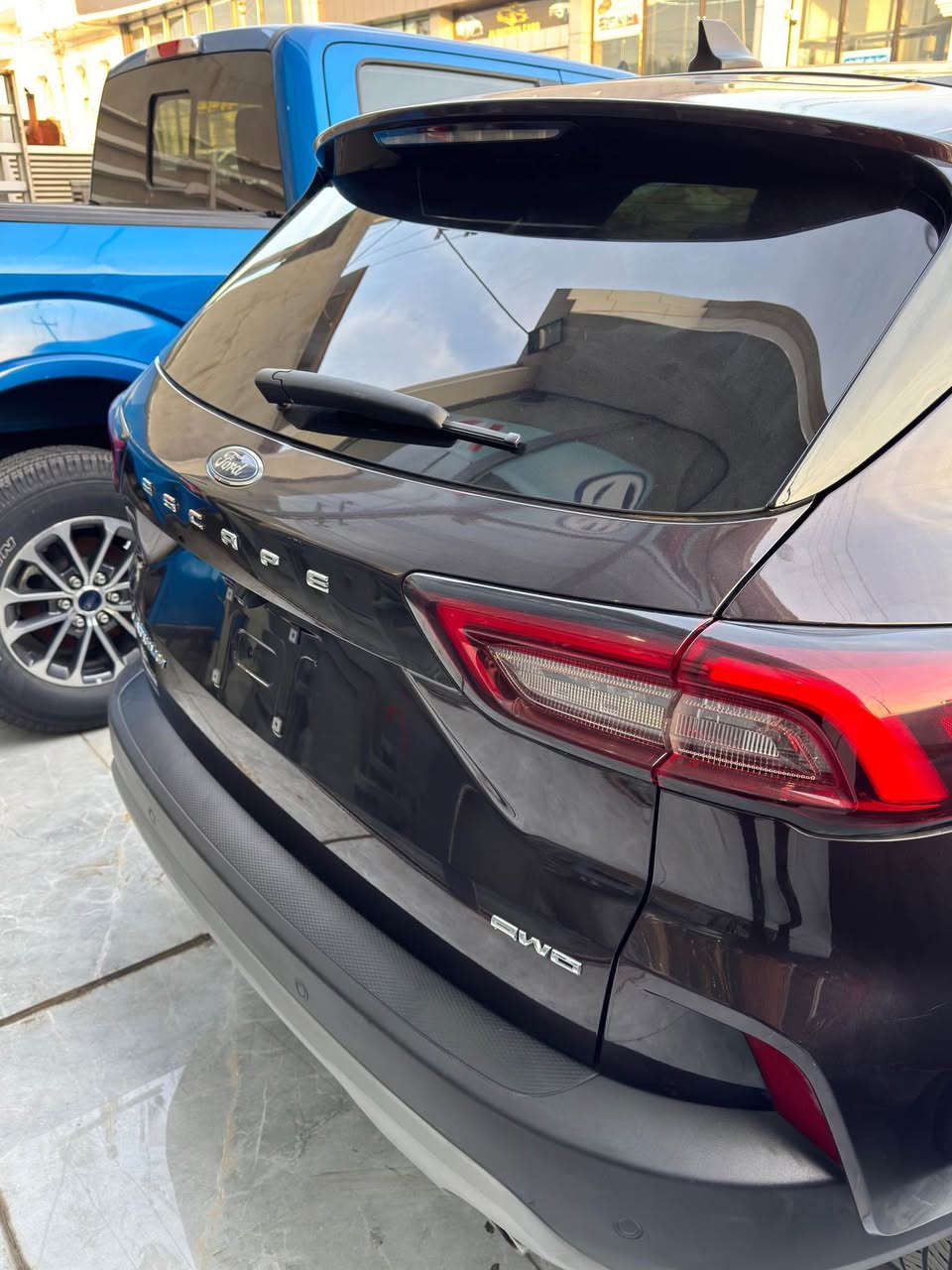 فۆرت ئسکیپ 2023 پلاتینیۆم قەپات
4پستنە 20 تۆربۆ
تەنها بۆنیت بۆیاغە بئ داخلی بئ ئرباگ
كاتي 3مانگي لةگةره 
*********** واتساب Singapore
