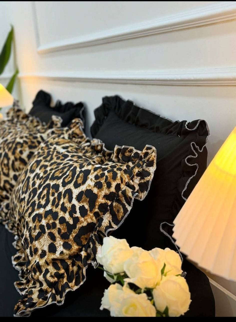 لان الراحة تبدأ من التفاصيل ،اختاري لمفرشك لمسة من الفخامة والرقة ،
من تصوير زبونتي ،،🌹
#ديكور  #خياطة #مفارش_الغرفة #خياطة _مبتكرة


**إذا كنت صاحب هذا الإعلان وتريد حذفه لأي سبب، رجاءا أرسل رسالة إلى الدعم الفني**