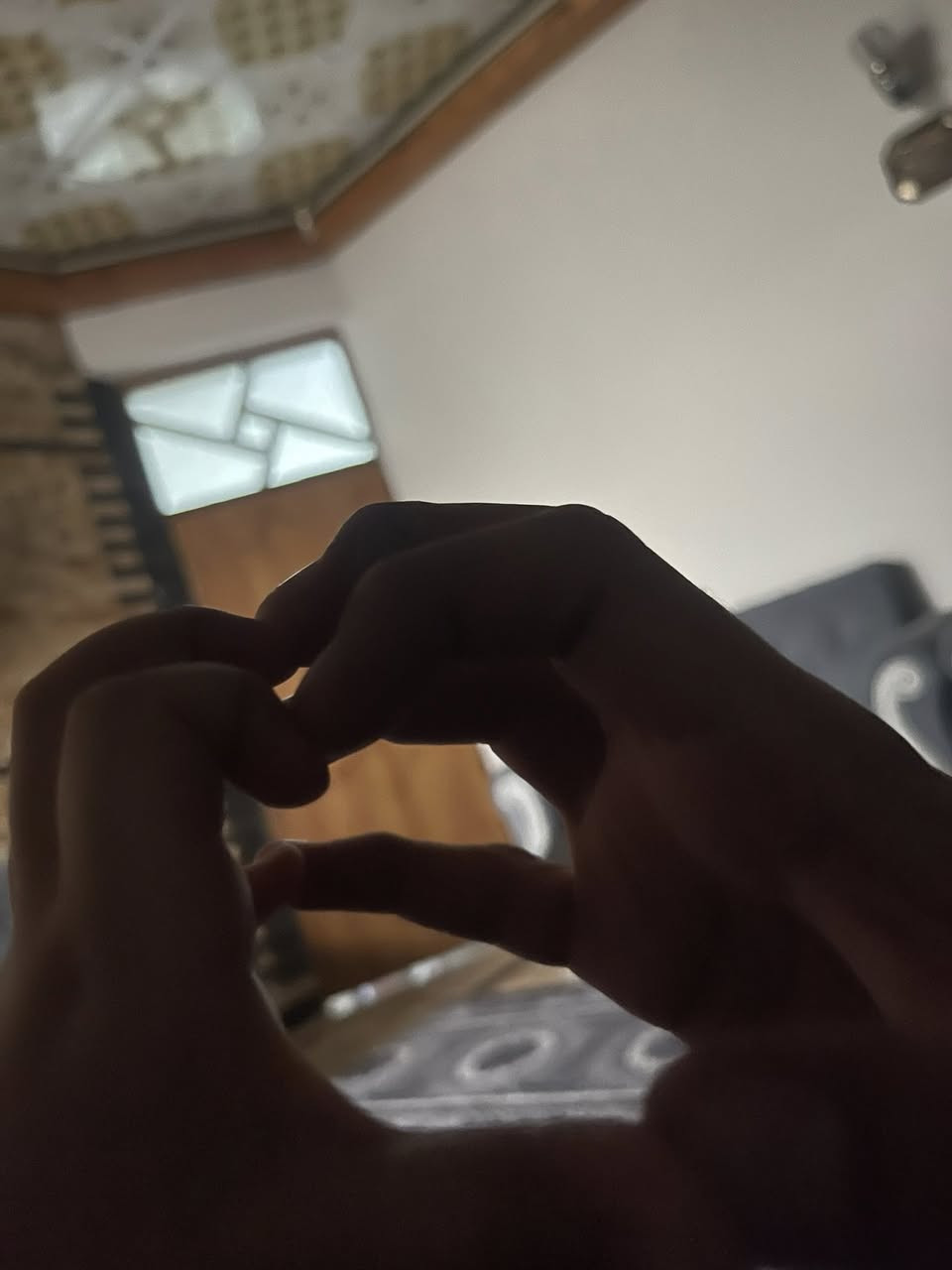 السلام عليكم غراض النترا  كله اصلي بس الفيب القاعده مال فيتب بم مال فورتي اصليه القبق الفوك تجاري بك لايتات اصليه بس واحد بي كسر صغير والثاني زلغ مابي الي يرديهن كلهن سعرهن مناسب ***********
