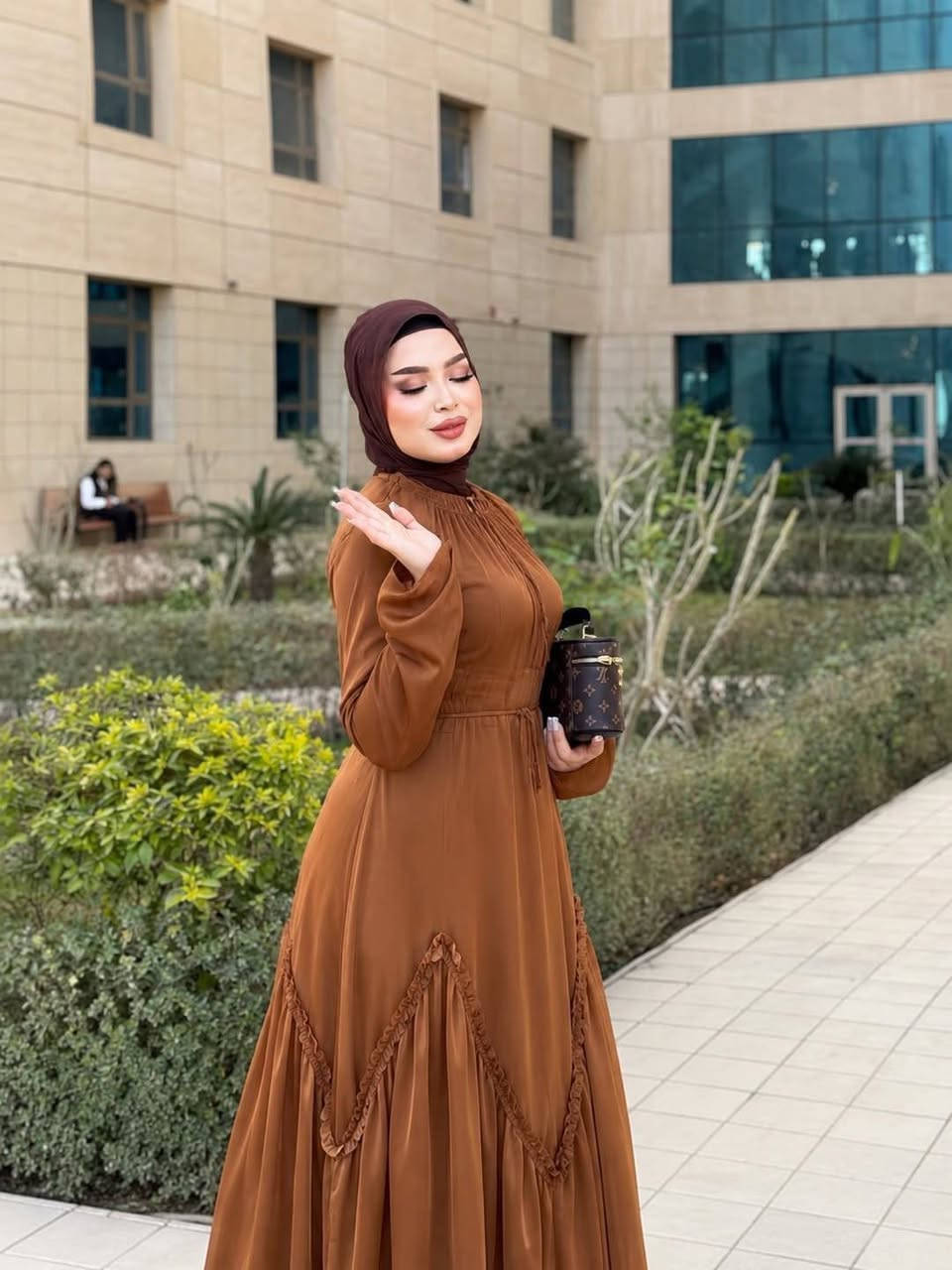 🌸 فستان دابل ايطالي كولتي عالي🌸
القياسات- 38 40 _42-44-46-48


**إذا كنت صاحب هذا الإعلان وتريد حذفه لأي سبب، رجاءا أرسل رسالة إلى الدعم الفني**