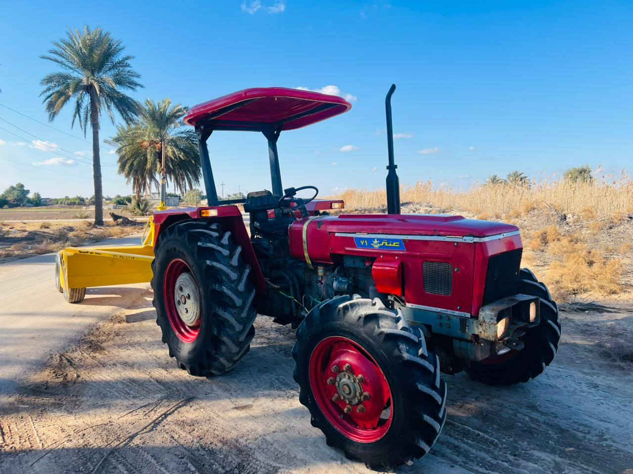 للبيع عنتر موديل 1990 مكينة جديدة لا تبخير ولا تنقيص تخم تاير جديد ستيرن باور نكره سلف كهربائيات شغاله اكسن وجهاز هودرليك مكفولات تخم ثكال امامي خلفي مكينة خير من الله مال جناي السعر عشر ملايين ونص وبيه مجال بسيط المكان بابل قرب خط السريع للاستفسار ***********
