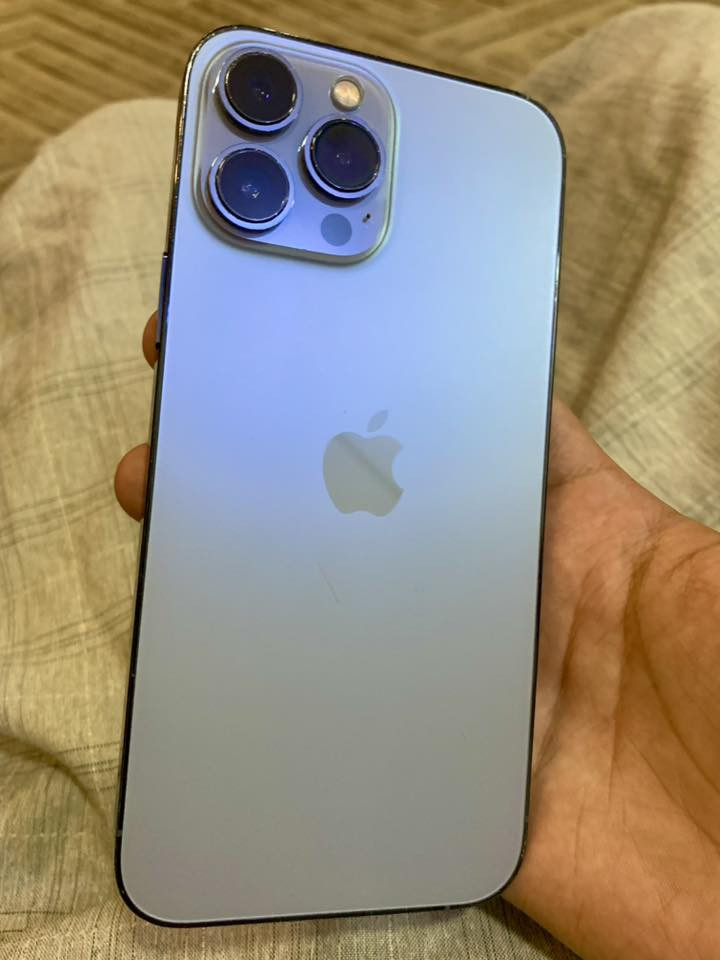 ايفون 13 pro max دبل سيم كارت ذاكرة 256 بطارية 77 وبالحاسبه تقرا 80 البلادي ماتصرف والجهاز نظيف استخدام شخصي ماداخل تصليح ابد ولا مفتوح بس طاح مني و صار بي فطر صغير بالشاشه مامأثر عليه نهائيا مو مرئي من يشتغل مايبين
السعر (600) وقابل للتفاوض
عنواني ناصريه مركز
*********** رقمي اتصال فقط او علق وانا اراسلك
