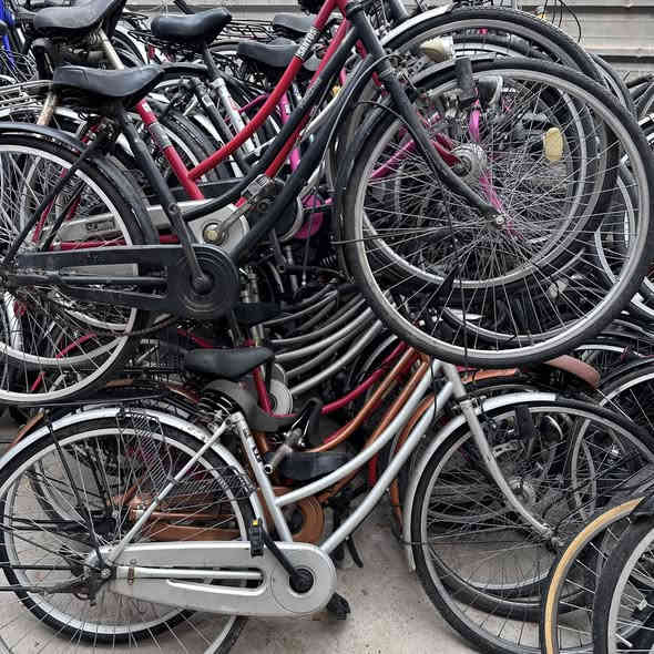 اسعار تبدي من ٦٠الى ١٢٠ رقمي ***********
