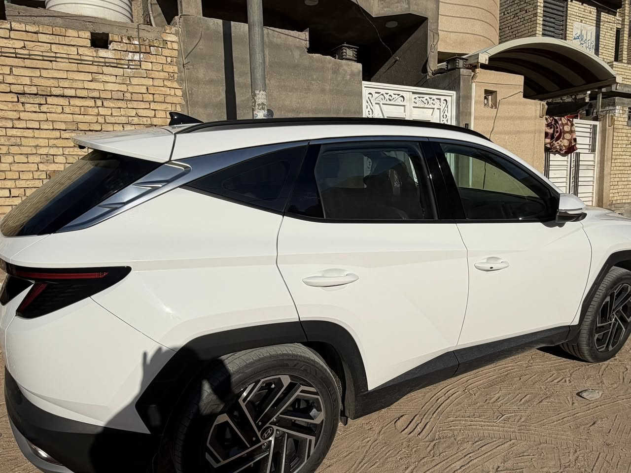 السلام عليكم للبيع ٢٠٢٦ فول فقط قماره حديد ماشيه ٧٠٠٠ ألف و ٢٠٠ قابل لزياده سياره بعدهي زيرو مكاني كربلاء سعرهه ٢٣٧ قفل مبايل ***********
