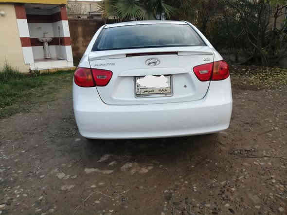 للبيع اڤانتي خليجي ضرر نص چاملق واضح بلصوره بدون داخل محرك 1600 سنويه لل 2028 مشروع وطني 9 ومسجله 2008 (السعر 114 ) وبيهه مجال *********** مكان السياره الشرقاط
