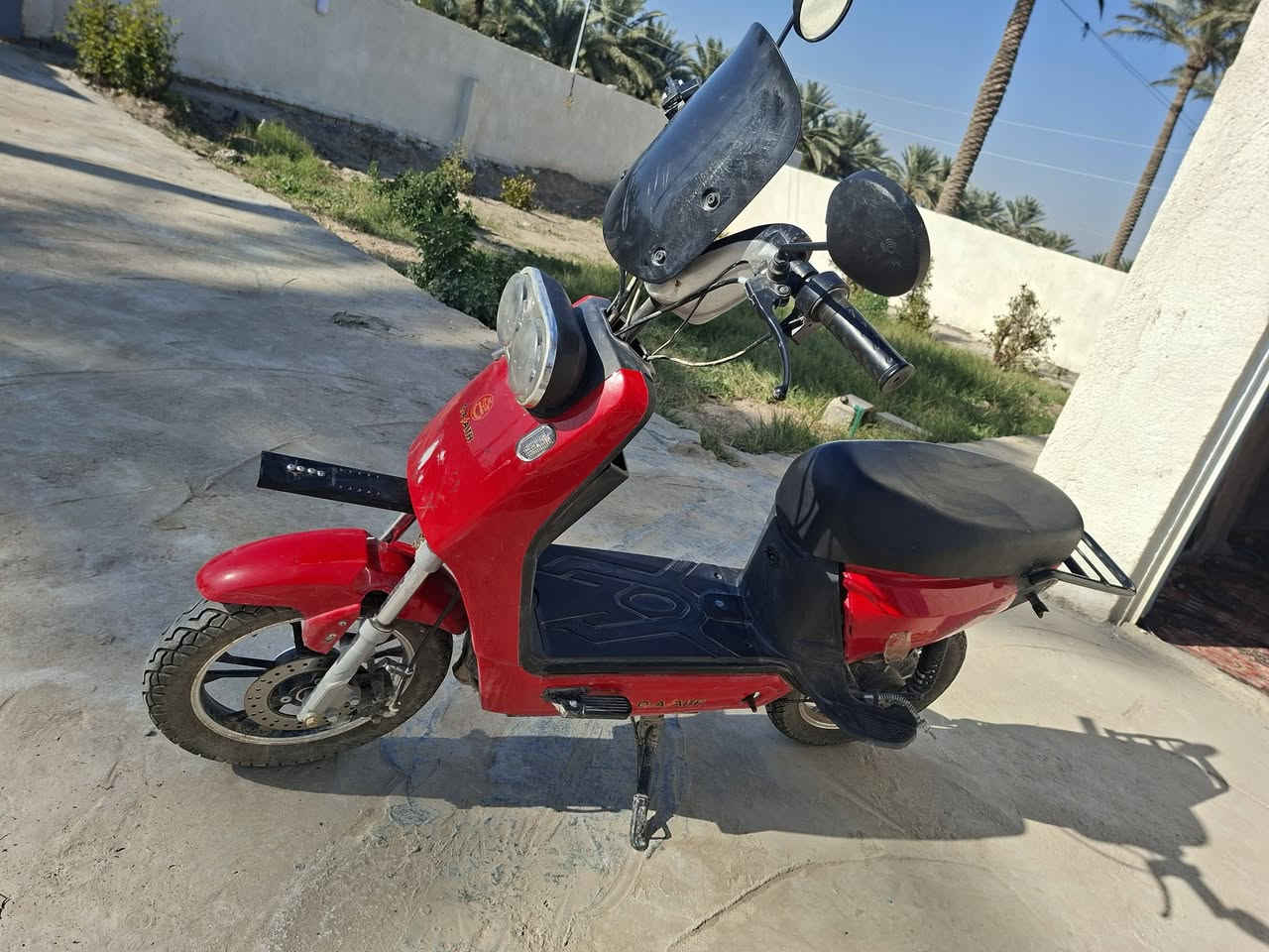 دراجه شحن للبيع 5بطاريات 
تشتغل كارت وبصمه وسويج 
السعر غير محدد 
الستفسار ***********
