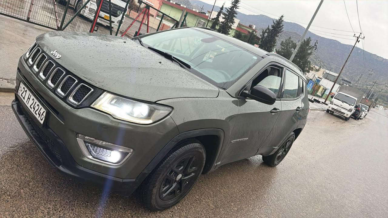 Jeep compass موديل 2018 سياره بدون صبخ بيها تعديل راس بوند كير و محرك بشرط سياره ابرع سلندر رقم و سنويه جديد تريد وكاله تريد تحويل بشرط سياره مكفوله كل شي بشرط سدر امامي خلفي كل شي بشرط سعر سياره 123 و بيها مجال *********** دهوك, العراق
