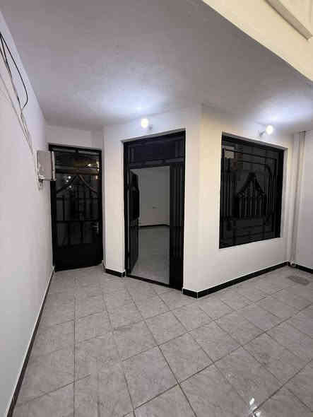 السلام عليكم ورحمة الله وبركاته من رخصت مدير الكروب المحترم نرجو الموافقه على المنشور بيت للبيع مساحه البيت ١٠٠ متر الجبهه ٥ والنزال ٢٠ يتكون البيت من الستقبال وصاله وغرف نوم وصحيات البيت قاط واحد عقد زراعي ١١٧ العنوان بوب الشام قبل القوس منطقة الحاج ضيفان بعد سيطره الشعب القديمه خدمات كامله تبليط كهرباء مجاري رئيسيه مدارس قريبه ولمعرفة باقي التفاصيل الاتصال برقم ***********
