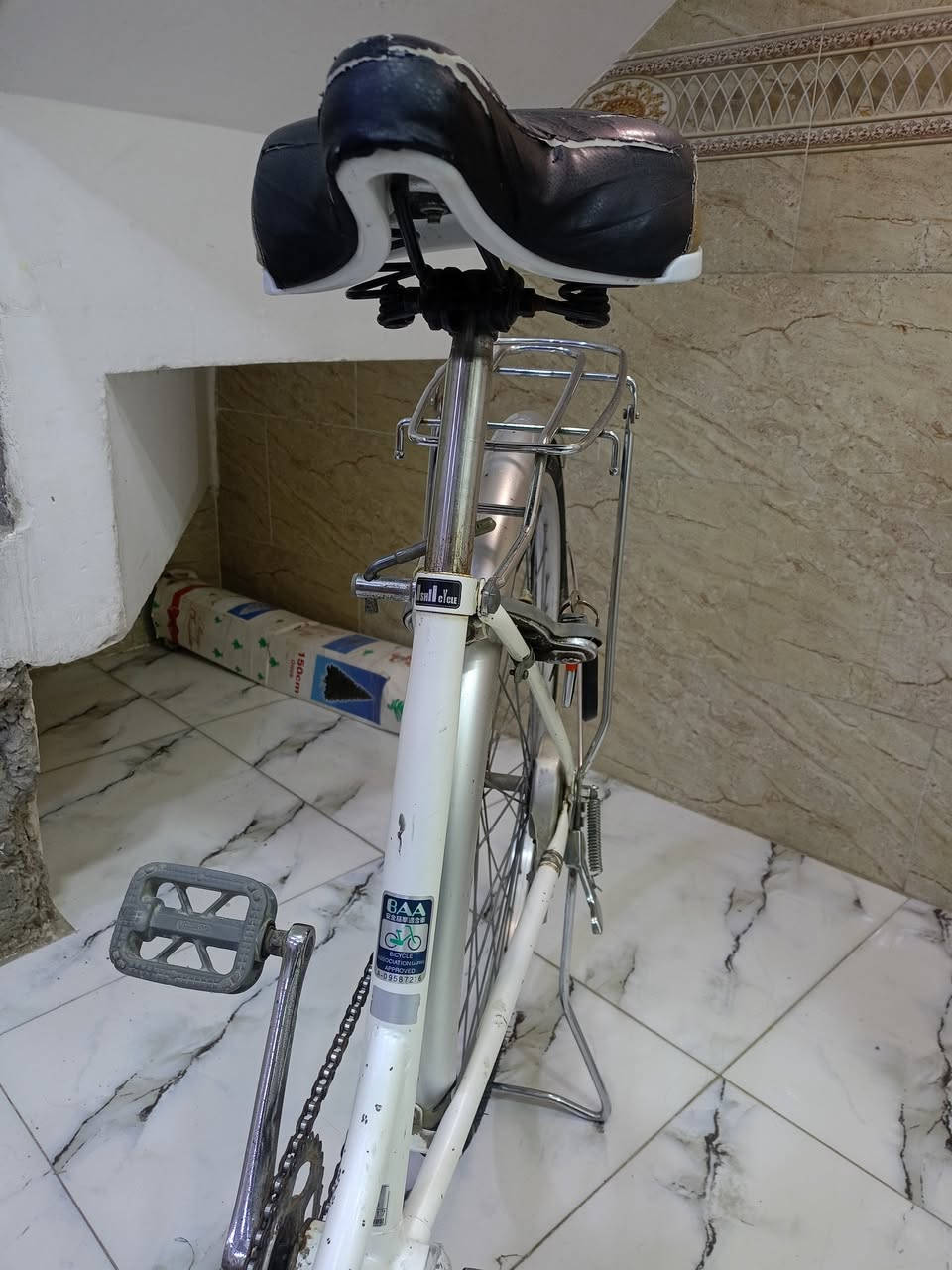 السلام عليكم بايسكل البيع حجم 26 بايسكل جديد السعر 100 وبي مجال


**إذا كنت صاحب هذا الإعلان وتريد حذفه لأي سبب، رجاءا أرسل رسالة إلى الدعم الفني**