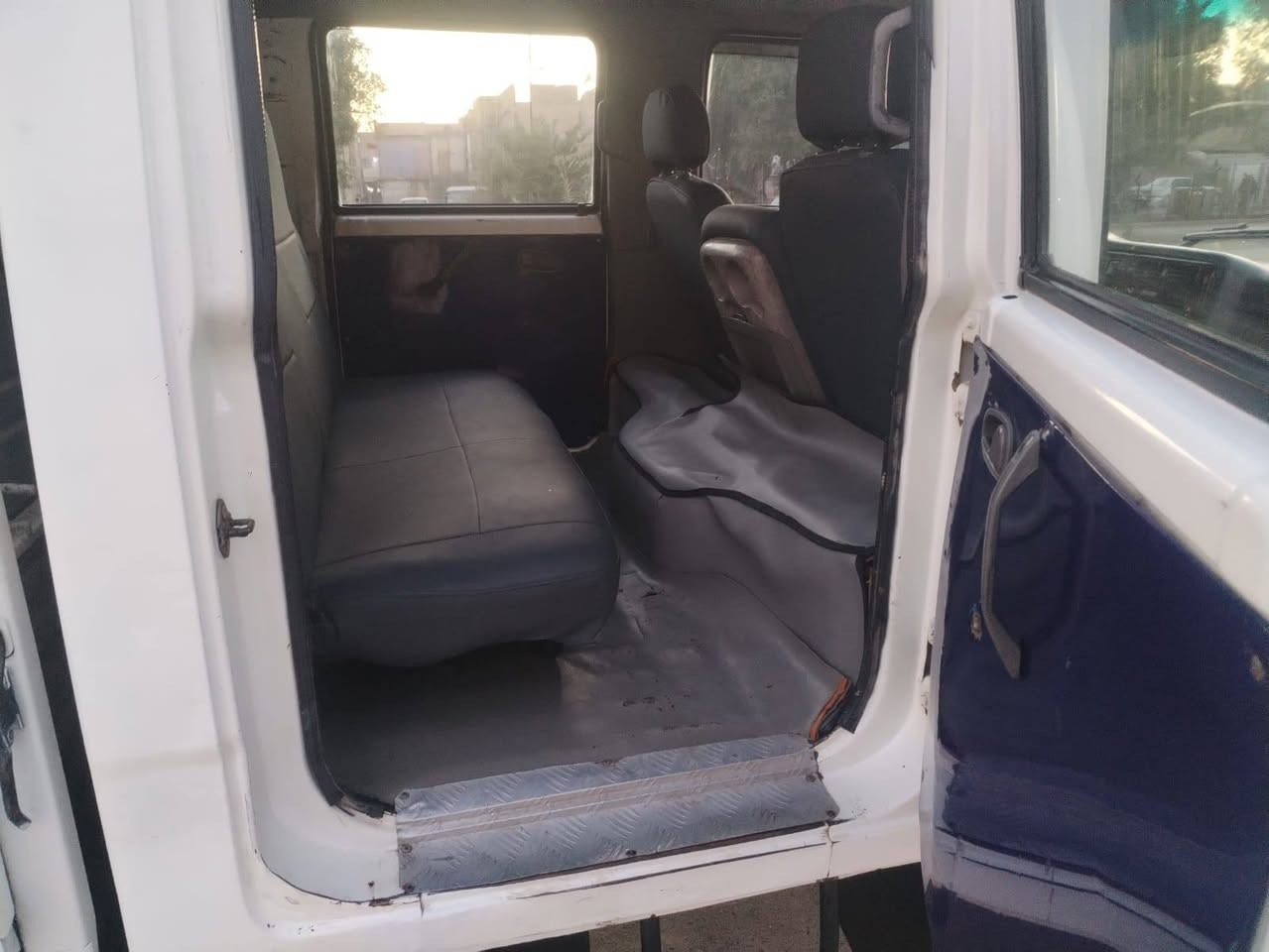 سلام عليكم.  كيه البيع فنتيره.  دبل قماره.  اوتوماتيك. مديل 98 رقم بغداد.   صبق بكانات فقط.    مكينه وكير واكسن وشاصي كفاله.   كهربائيات شغاله.  تخم تاير جديد.  دواخل حلوه.  صدر امامي وخلفي جديد.    تحويل مباشر.   بدي طويل 5جنكال  سياره مال جناي  السعر 73وبيهه مجال الطيبين.   الستفسار علا رقم الهاتف ‏‪***********‬‏ المكان بغداد
