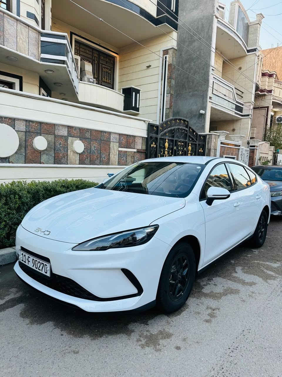 السلام عليكم للبيع BYD 2025 سيل5 كفاله عامه عده شويه دعجه بل جاملغ الامام فقط ما مبينه حيل مكاني بغداد الكرخ ماشيه 13 الف كامل السعر 20,300 وبيها مجال حك الجيه مكلف بل نشر للاستفسار ***********
