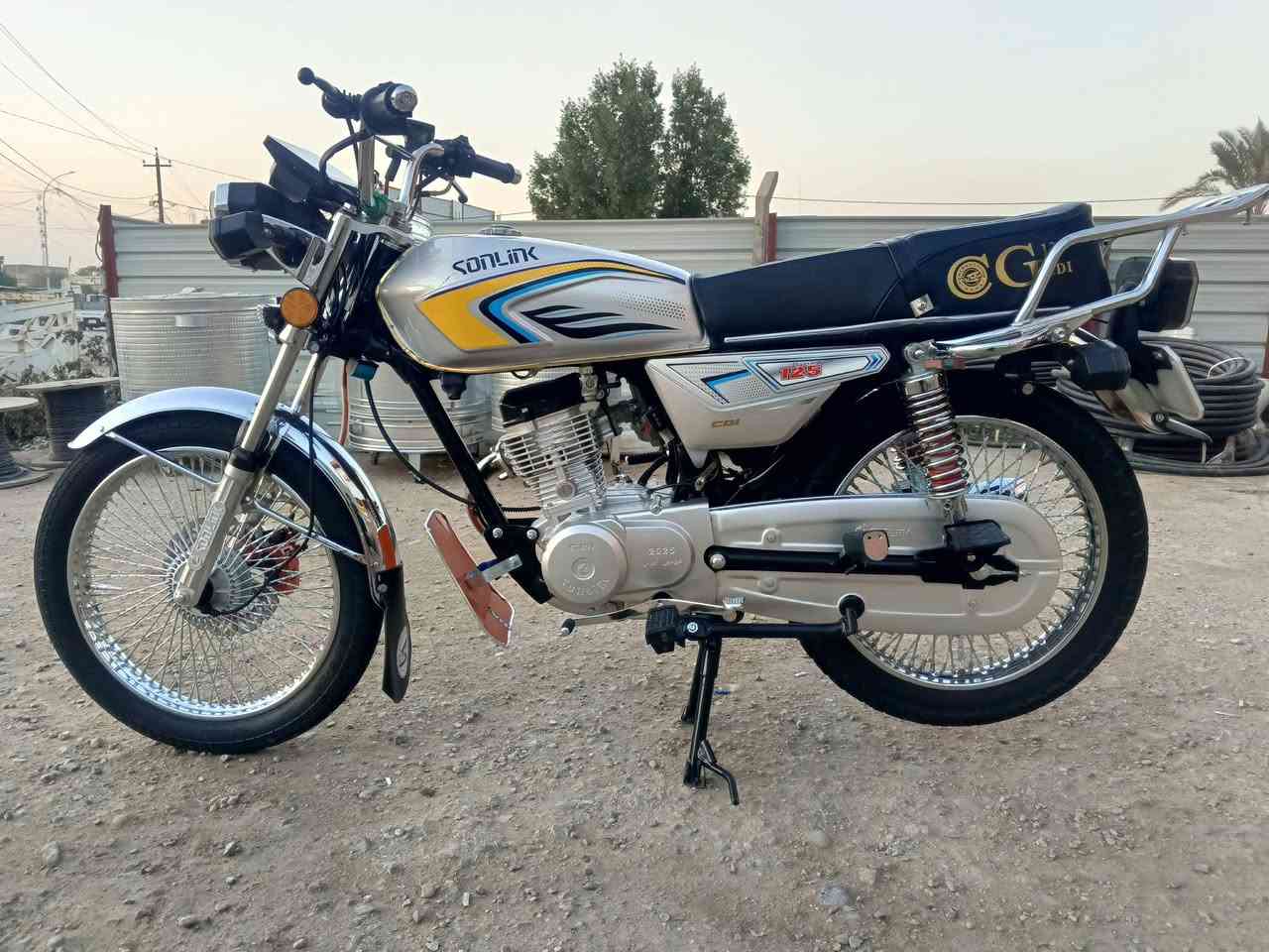 تايكر 25 ختم سونك الاصلي 

بعدهه كسر فلين استعمال كلش قليل 

سعر...  750  ... ***********

مكاني حله شوملي
