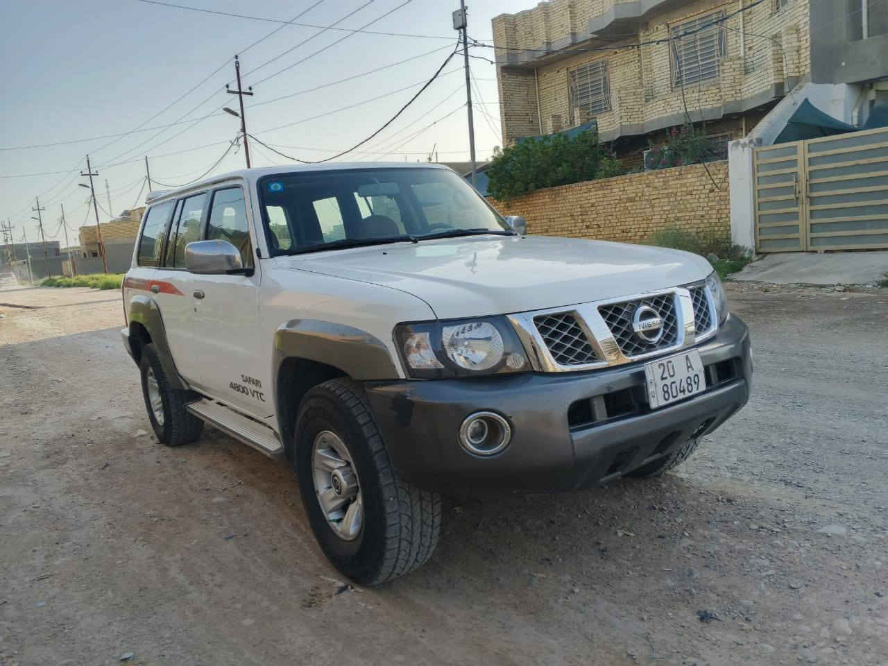 نيسان باترول 2008رقم شرط تحويل 
مكينه ٤٥٠٠ بخاخ كير عادي 
تخم تاير جبلي جديد
تبريد شغال
كهربائيات كله شغاله كيجات 
صبغ عام بدون ظربه الجماليه
السعر 127$

***********
