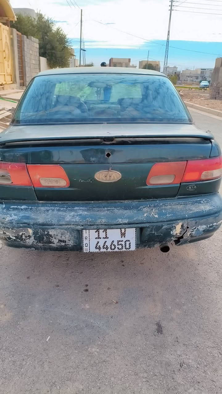 السلام عليكم
كيا سيفيا رقم بغداد 
موديل 1996
عنوان ديالى مندلي حي العسكري 
السعر 35بيها مجال شرط تحويل ثاني يوم 
***********
