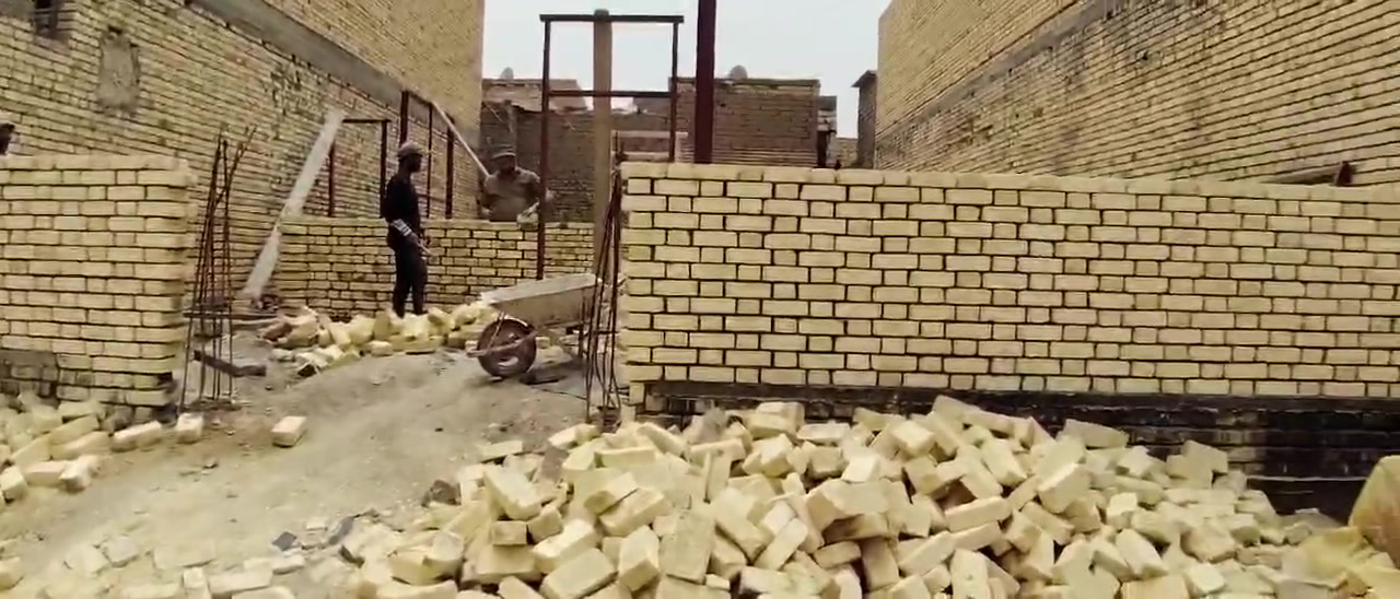 اللهم صل على محمد وال محمد السلام عليكم أخوكم امجد ابو عباس الخلفه لكل انواع البناء الطابوق والبلوك والفرمستون والعكاده كادر متكامل والالتزام بلعمل العنوان الناصريه المركز للاتصال على الرقم ***********اخوكم امجد ابو عباس
