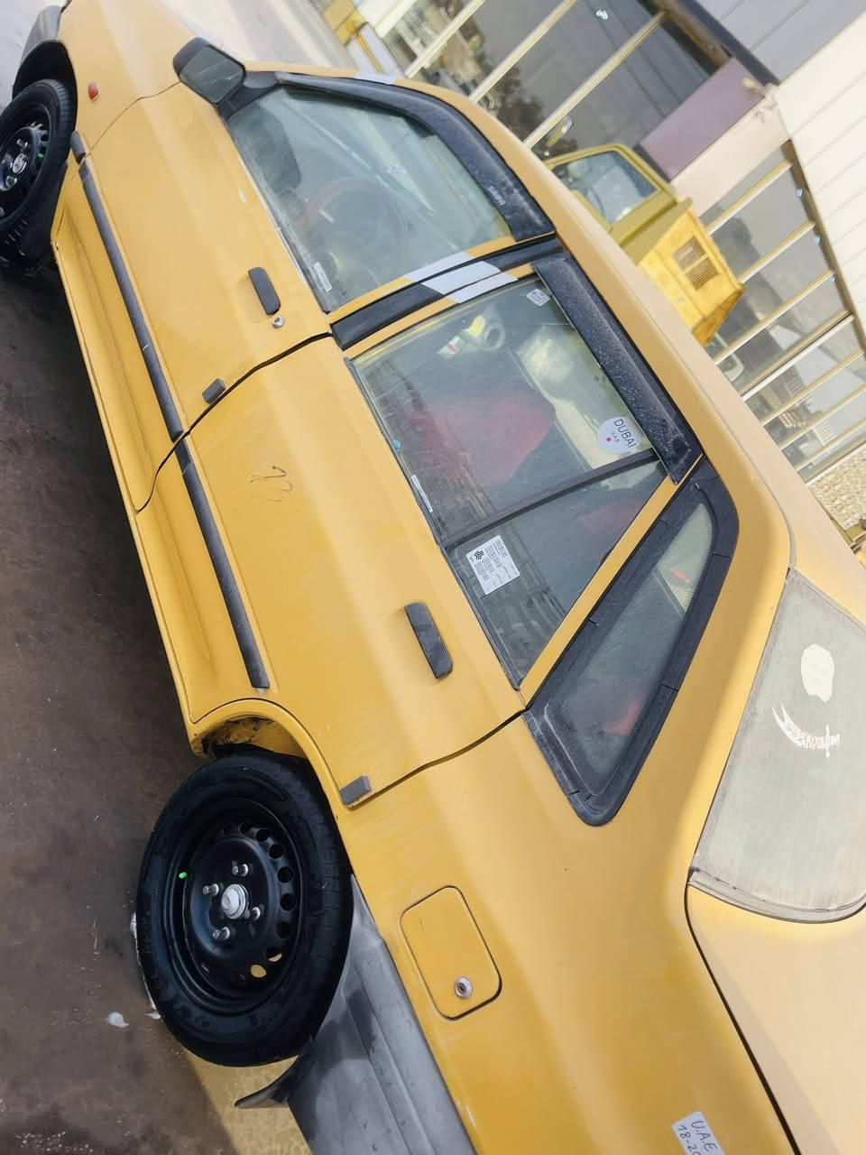 السلام عليكم 
للبيع سايبه 2013
كير جديد
صدر جديد
كهربايات كلهة شغاله
تايرات جديد
مكينه تبخر
شواصي جدد 
مصفره هيه وغرامه 
تحويل مباشر
السعر 25وبيهة مجال كلش بصيط 
الاستفسار ***********
