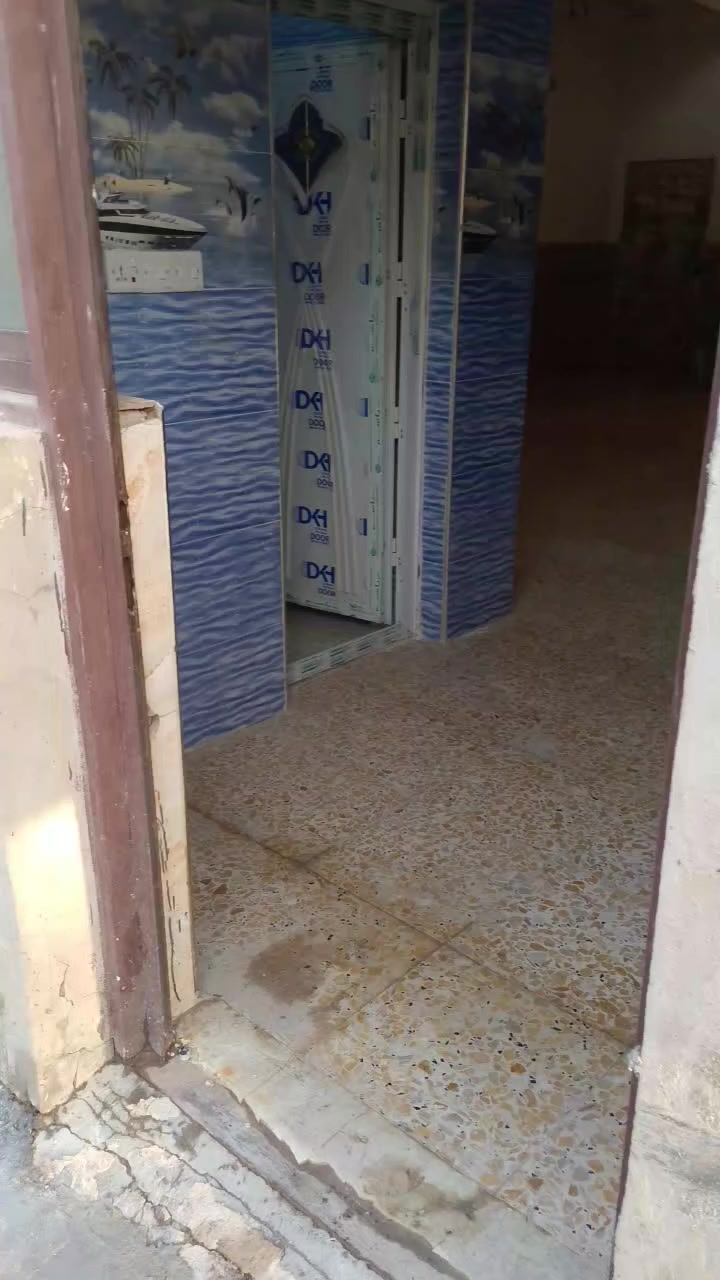 الدار للايجار الكاظمية الطي قريت مرهون قرب جامعة المصطفى شارع الامام الرضا سعر الايجار 500للاتصال على الرقم *********** ابو عقيل
