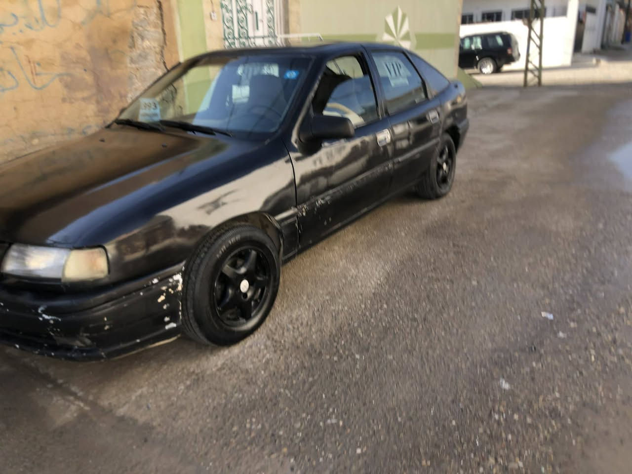 اوبل فكترا موديل 1993 رقم كركوك مشروع وطني رقم انكليزي
محرك 2.0 كير عادي تايرات جديد 
محرك بدون بدون صرف كهربايات شغاله 
مكان سياره كركوك 
سعره .. 28
***********
