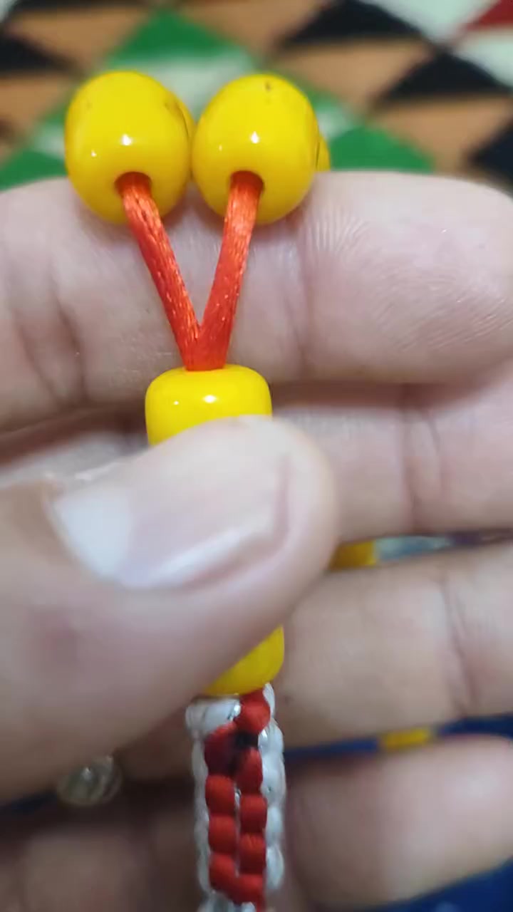 سندلوس الماني قديم الوزن 45 غرام المكان بصره موجود توصيل الكل محافظات العراق ***********
