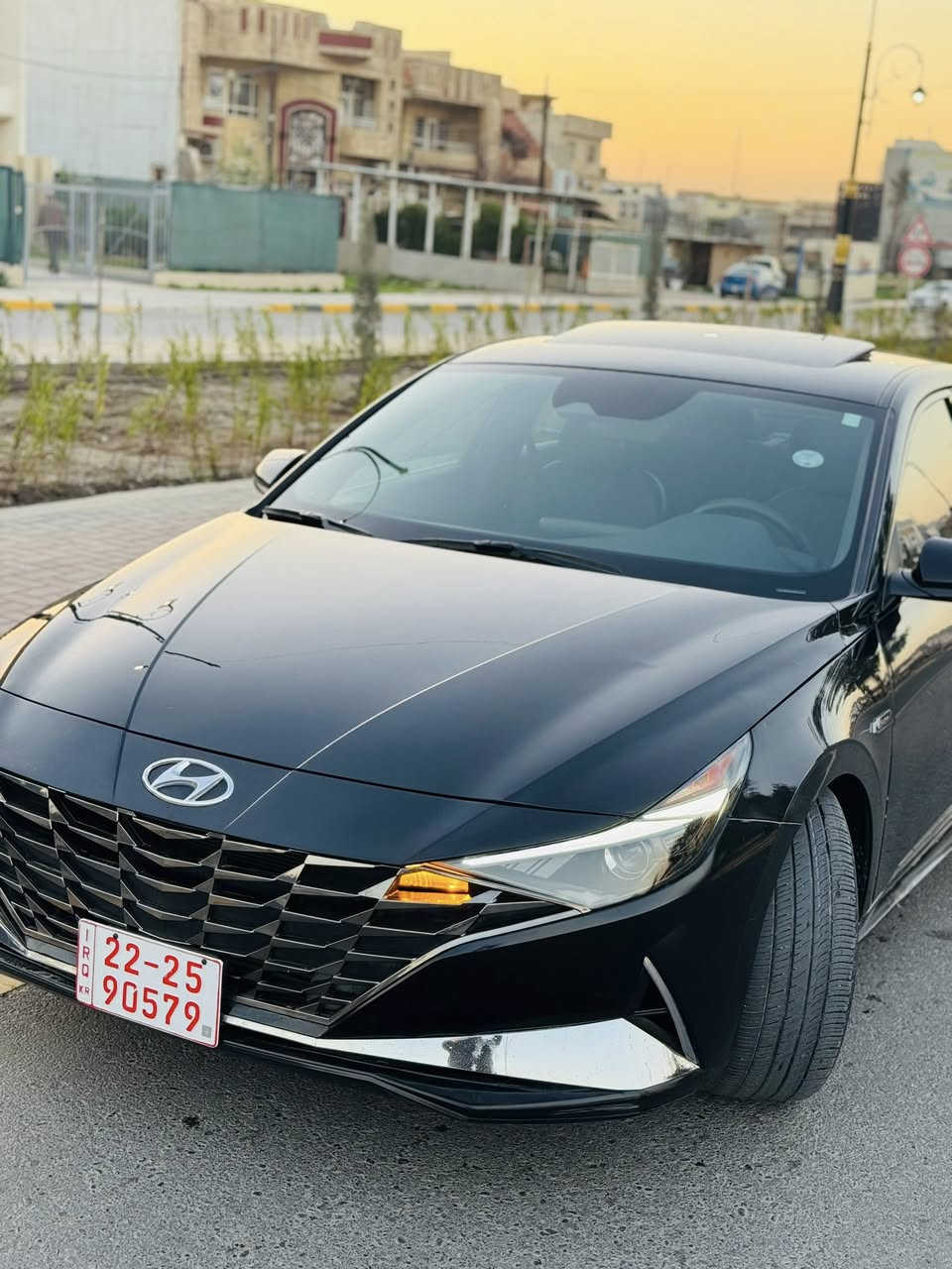 النترا N line 2023 ماشية 40 الف ضررها سطحي 3 قطع بجم كبس بدون دواخل بدون ايرباك 
مواصفات 
بصمة 
سلايت
لايت لد
بكلايت لد
كراسي تدفئة
كراسي كهرب
شاشة حجم كبير
تبريد مناخين
عدادات ديجتل
صندوق ذكي
رادارات 360 درجة
السعر 133 وبيها مجال سيارة جديدة 
 *********** واتساب 
***********
