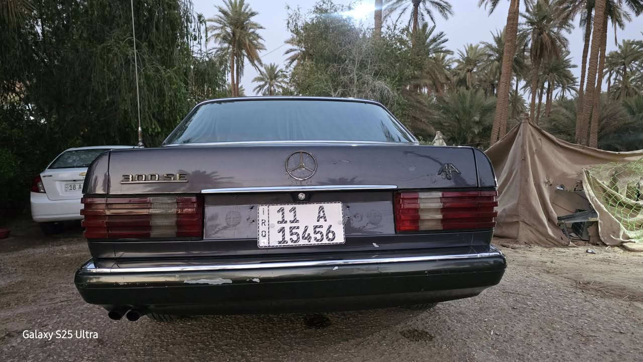 مارسيدس جامبو موديل ٩٠ مكينه بلاد تبريد منظومه جديده حداديه خلفيه جديده اماميه وسط مكينه بيهه بخار بدون تنقيص داخل جلد تخم تاير باتري رقم بغداد دولي بسمي السعر ٥٨ وبيهه مجال مكان السياره كربلاء ***********
