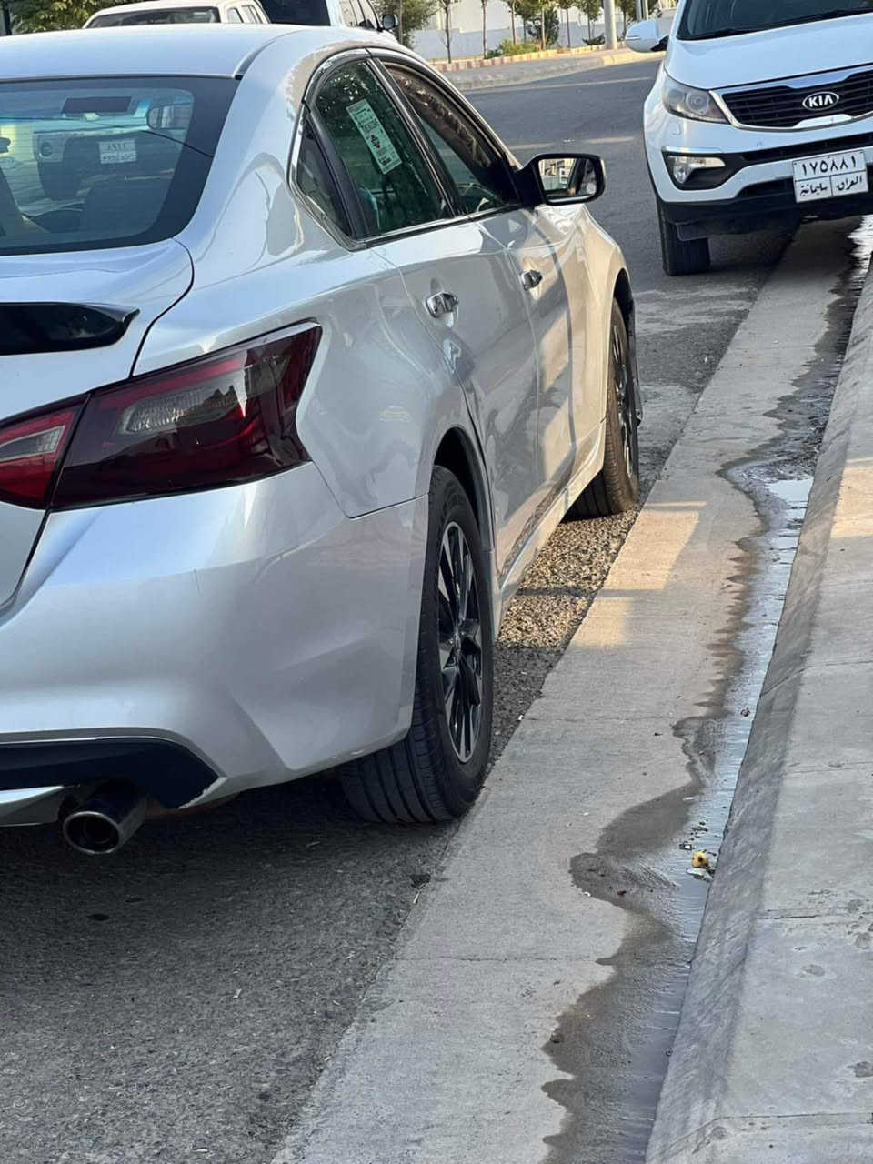 السلام عليكم نيسان اللتيما ٢٠١٦ رقم سليمانيه ب اسمي سنويه لحد ٢٠٣٠ مكينه بالشرط بس تحتاج كير سياره تمشي صار سنه عندي بس بي صوت بالكير اني ابيع كير ضرر قطعتين صبغ جاملغ خلفي وقبق جنطه صور حادث مرفق وسونار بجم كبس بطاريه جديده صدر جديد زوج تاير امامي جديد السعر ٩٨ ورقه بي مجال بسيط مكان سياره كركوك رقم تلفون ***********
