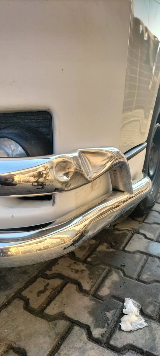 سلام عليكم 
درع هايس امامي للبيع مكاني نجف سعر ٢٠٠ بي دحجة جهة السايق مبينة بالصور رقم الموبايل ***********
