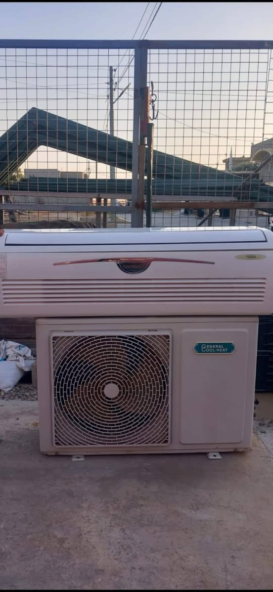 سبلت جنرال ابو شوارب طن ونص شغال مابي اي عيب افحص اخذ سعره 300بي مجال للمزيد اتصال ***********
