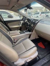 مازدا 2009 خليجي على إيد وحده من الشركه السياره بلاديه  سيرفس كامل وصي...