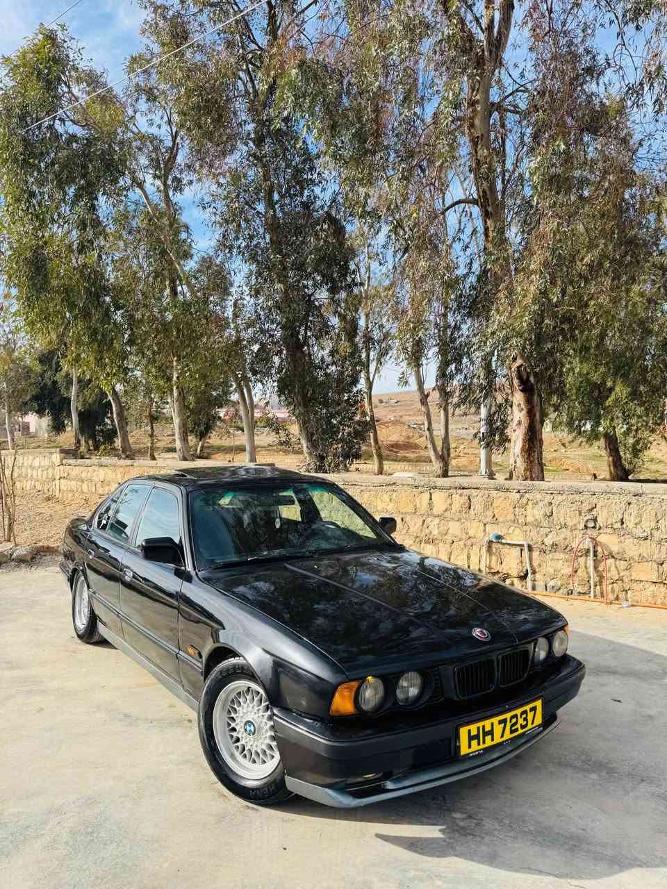 ماشاءالله له مالي هه مووتان
BMW.1991.520i گيرعادي
سلايد دعامي پيش و دواي M لايت ناو ره ش و زه رب.ويل موشبك.عه ته ل پان.پيش و دواي كه پس بي ليدان كامل فرن كراوه بو جواني .مه كينه لوك سويسري تازه بوم به ستاوه سيتي عه ينه و كلاج سپورت به شه رتي قوه تي تايبه ت.كاره بايي به شه رت.مالي دوسته علوجه كيشه ي مه ده ني دزياري تا ١٠ سالي تر به رپرسم له ماله كه بيمنه تم هه موو گياني به شه رت بو زانياري زياتر تيل بكه شوين كويه
***********
*********** كويسينجاك, أربيل
