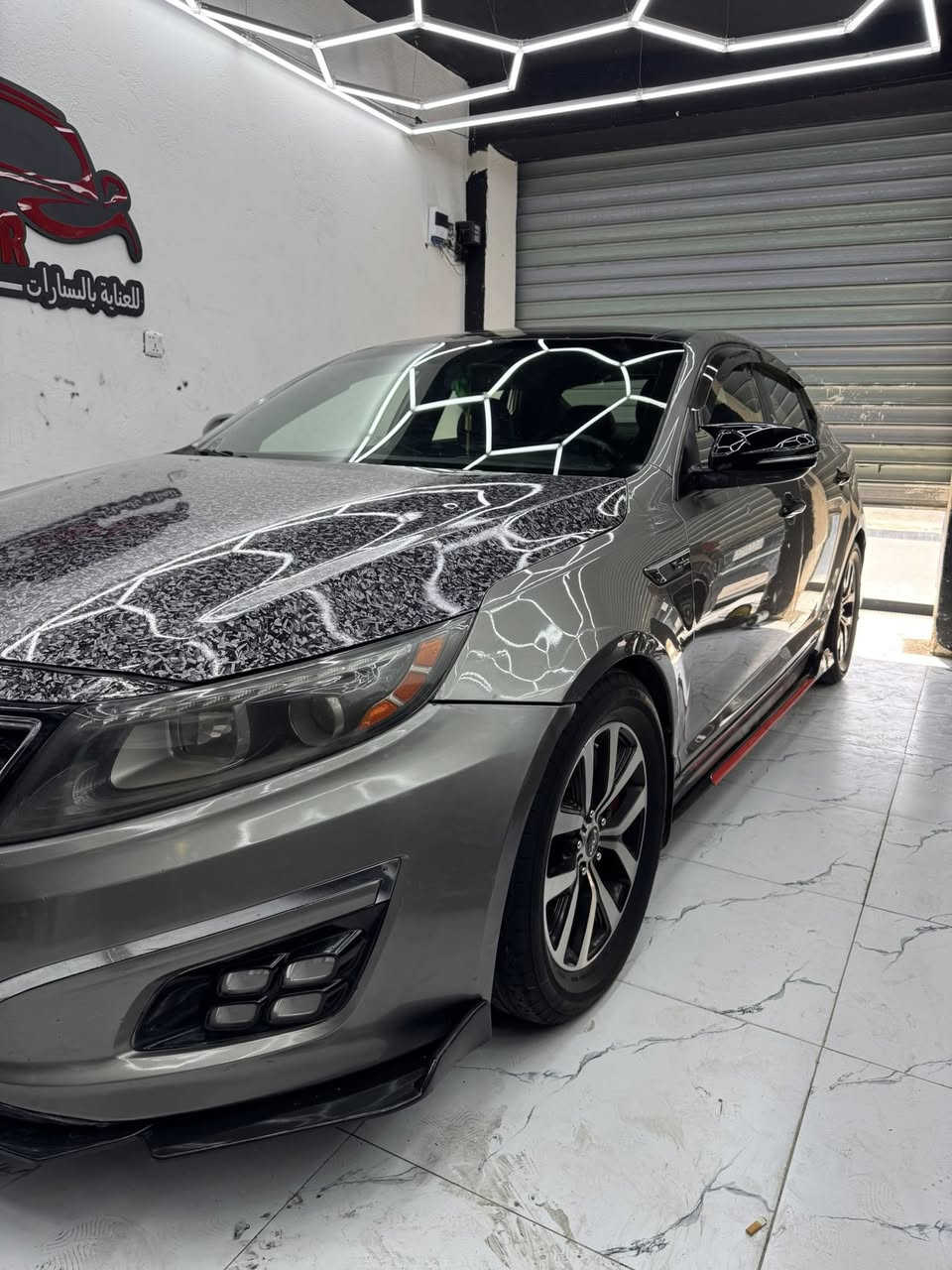 بسم الله الرحمن الرحيم ( ما شاء الله )
السلام عليكم  سياره نوع كيا اوبتما موديل 
2015 رقم بغداد مُميز فئة SXL اعلى فئه بلاوبتما دبل اكزوز ودبل بانوراما وكلهة فول من الاخير 
السياره وارد امريكي حادث سرقة جاملغ فقط بدون حادث بدون كلشي 
عليهة 3 طبقات حمايه نانو سرامك ضمان سنتين 
محرك 2000 توربو المرغوبه علي برمجة منع ادوانز مدى الحياة يم المهندس الامير الكل تعرفه وتعرف برمجته وشغله ملاحضه برمجه وليس تعليه كازكيت او من هلامور يعني تنسه شي اسمه دوانز  السياره خير من الله مواصفاتهة 
بصمة تشغيل 
بصمة ابواب 
شاشه كبيره لمس وتدعم ابل كاربلي تلقائي 
عداد تجتل تكدر تتحكم بي وتشوف الاعطال او نقص الهوى وصرفية البانزين وتحكم بلاشاير وسرعتهم وهلامور 
مري رادار قلاب 
دبل بانوراما 
دبل اكزوز 
3 مودات من ضمنهم السبور ولايكو 

كشنات حضن وخزن وتحكم كهربائي 
تحكمات ستيرن 
مقاعد كلهن تدفئه وتبريد 
تبريد قطعتين بيانو 
كامرا خلفيه 
حساسات جانبيه 
تحديد مسار
وهواي مواصفات بيهة معروفه الـ SXL اعلى فئه بلاوبتما 
ملاحضه البنيد مغلف وليس مصبوغ مغلف فورجت وينشال طبيعي بدون مايترك اثر ولسياره بيهة رشات كلير من امريكا بسيطه بسبب جراد بدون حادث او بارد او معجون او شي 
السياره كامله مكمله وجاهزه وخير من الله من تبريد كهربائيات محرك كير حداديه جديده كامله وعليهة منضومة زينون عالي ناصي السعر 125$ وبي مجال عنواني بغداد حي الجهاد واعتذر عن الاطاله


**إذا كنت صاحب هذا الإعلان وتريد حذفه لأي سبب، رجاءا أرسل رسالة إلى الدعم الفني**