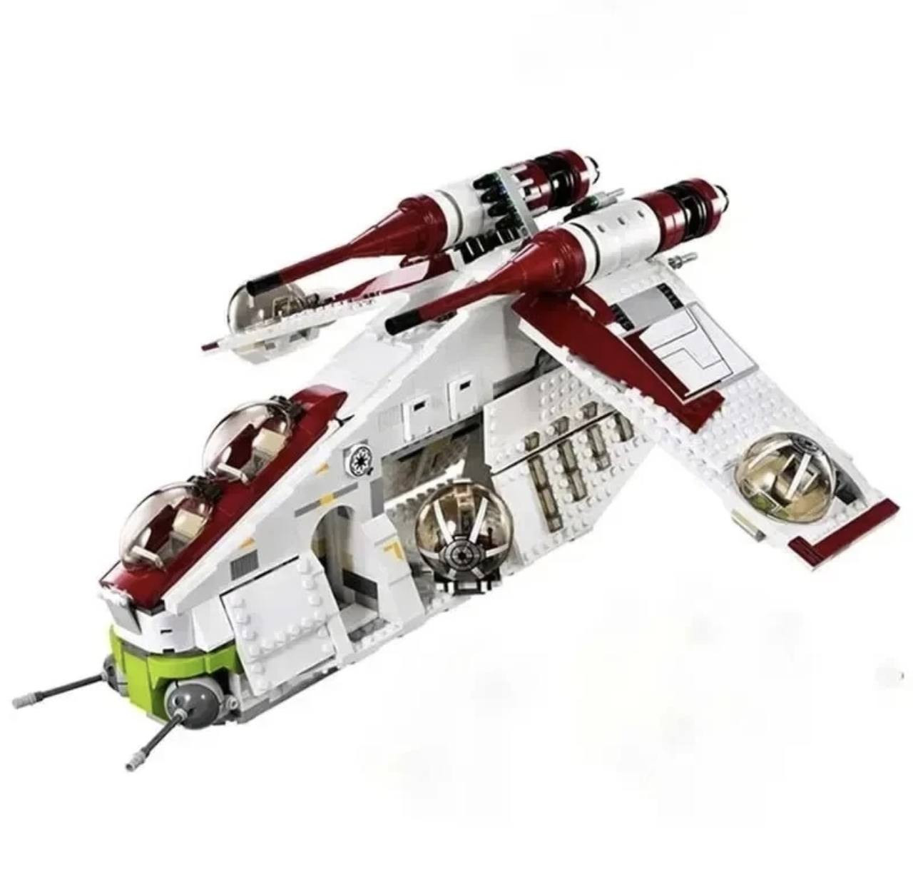 مجموعة منوعة من شخصيات ومركبات حرب النجوم 
متوفرين لدينا يوجد توصيل لجميع المحافظات 
واتساب ***********
