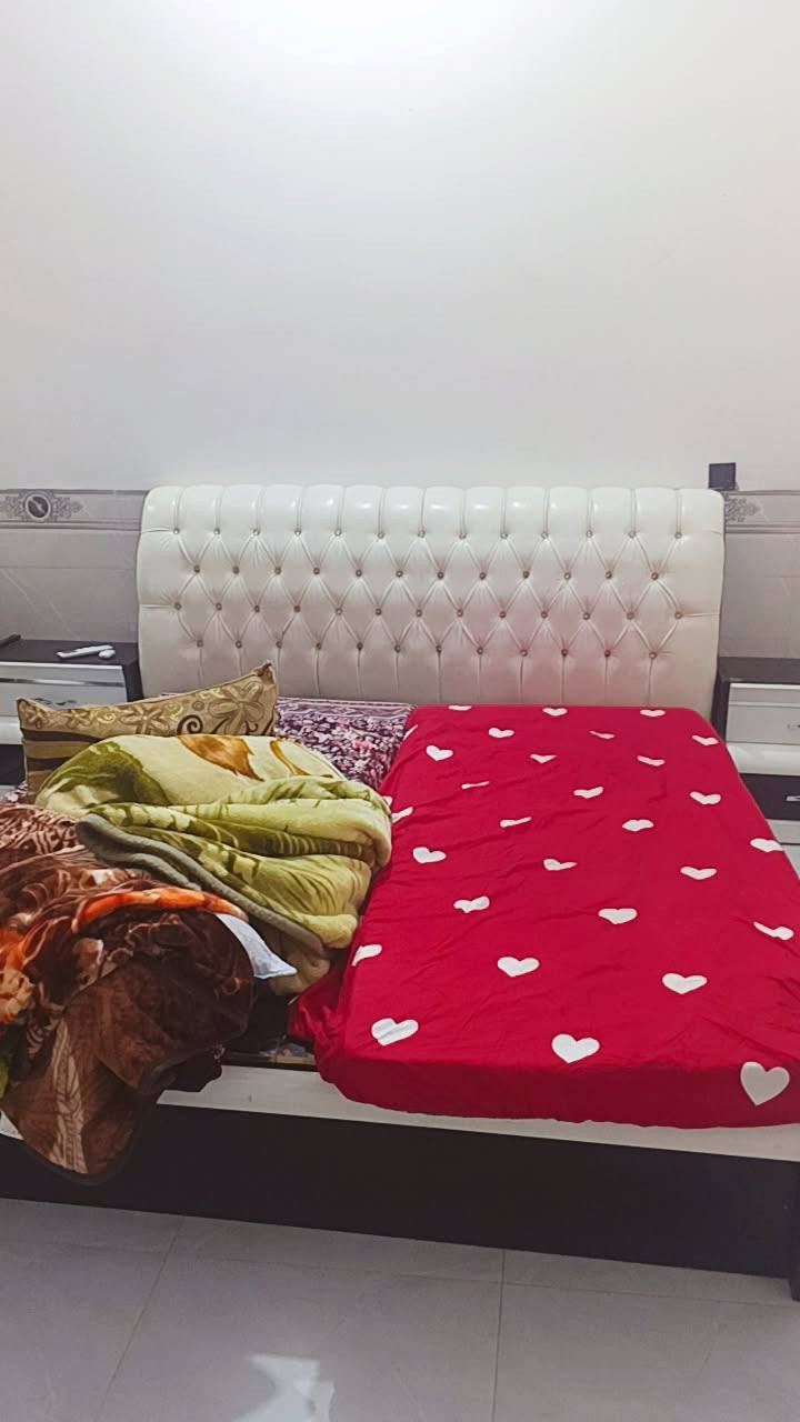 اخوان غرفه تركيه  وجرابي عدد 2 ام النفر وكنتور ابل بابين للبيع انضاف الاستفار علا هاذه الرقم ***********
