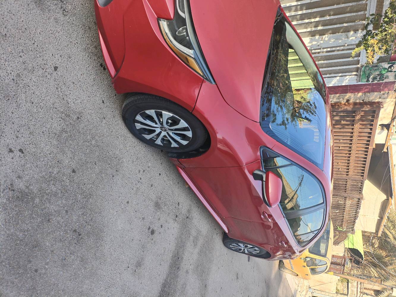 تويوتا كورلا هايبرد موديل 2021 وارد امريكي 3 قطع بنيد جاملغ باب ايسر السعر 130 مكاني بغداد حي الجهاد هاتف ***********