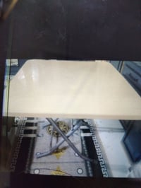 ميز • ٤ كراسي • طقم