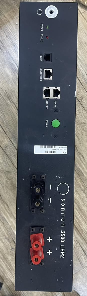 السلام عليكم متوفر ١٠ قطع السعر ٨٠ الف للقطعه من هاي بطارية مال بالة شغالات بس يحتاجلة برمجة حتى يتوافق مع الانفيرتر نظام 48 فولط ماركة كلش غالية سعر القطعه ٨٠ الف


**إذا كنت صاحب هذا الإعلان وتريد حذفه لأي سبب، رجاءا أرسل رسالة إلى الدعم الفني**