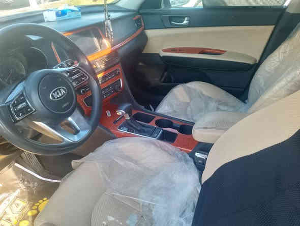 السلام عليكم
للبيع كيا اوبتما 2019 وارد امريكي جاملغ وبنيد بدون ايرباك فقط تبديل رقم ذي قار انگليزي 
مواصفات 
1_ اشاير بالمري
2-رادارات 360
3-كروز سرعة 
4-قيادة ذاتية 
5-شاشه كبيرة 
6_محرك 2400 
7- تحذير تصادم 
وبية بعد مواصفات 
***********
