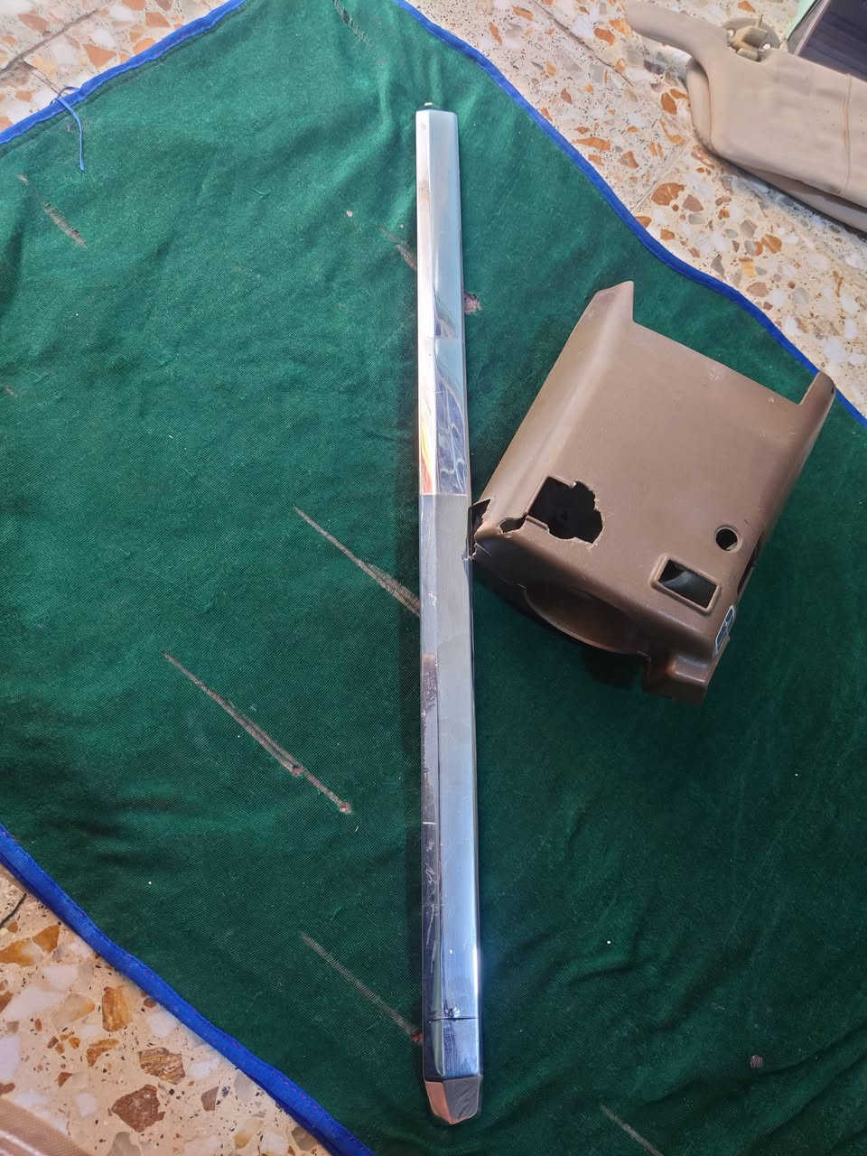 غراض كراون 81 ديلوكس مكاني بغداد ***********
