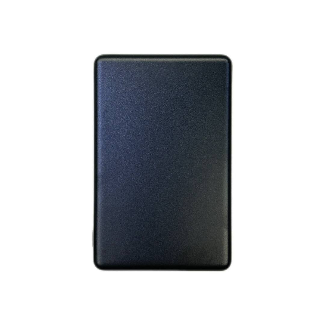 25 الف بس والتوصيل 5 لجميع المحافظات
شاحن لاسلكي پاور بنگ يشحن ايفون واندرويد الاصلي من شركه توچ بسعة 5000mAh

يجمع بين الشحن السلكي واللاسلكي، ومخصص لدعم أجهزة الهواتف والساعات الذكية بأمان وكفاءة عالية
شحن الهواتف الذكية لاسلكياً بقوة تصل حتى 15W.شحن الساعات الذكية (حتى 2.5W).
شحن سريع PD عبر منفذ USB-C بقدرة 20W.
مثالي للسفر والاستخدام اليومي بفضل حجمه الصغير وتصميمه المغناطيسي العملي.
 متوافق مع مختلف الأجهزة الذكية (iPhone – Android – AirPods – ساعات ذكية).

 الموديل: TUGII-Y01W

 السعة: 5000mAh

 الإدخال (Type-C): 5V/3A، 9V/2A، 12V/1.5A

 الإخراج (Type-C): 5V/3A، 9V/2.22A، 12V/1.67A

 الإخراج اللاسلكي: 5W / 7.5W / 10W / 15W

إخراج الساعة اللاسلكي: 2.5W (حد أقصى)

 تقنية شحن ذكية سريعة وآمنة

 تصميم فائق النحافة وخفيف الوزن

 مواد عالية الجودة لضمان الأمان وحماية الأجهزة


**إذا كنت صاحب هذا الإعلان وتريد حذفه لأي سبب، رجاءا أرسل رسالة إلى الدعم الفني**