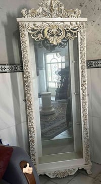 فاترينا انتيكة • ٣ رفوف زجاج • إضاءة شمسية