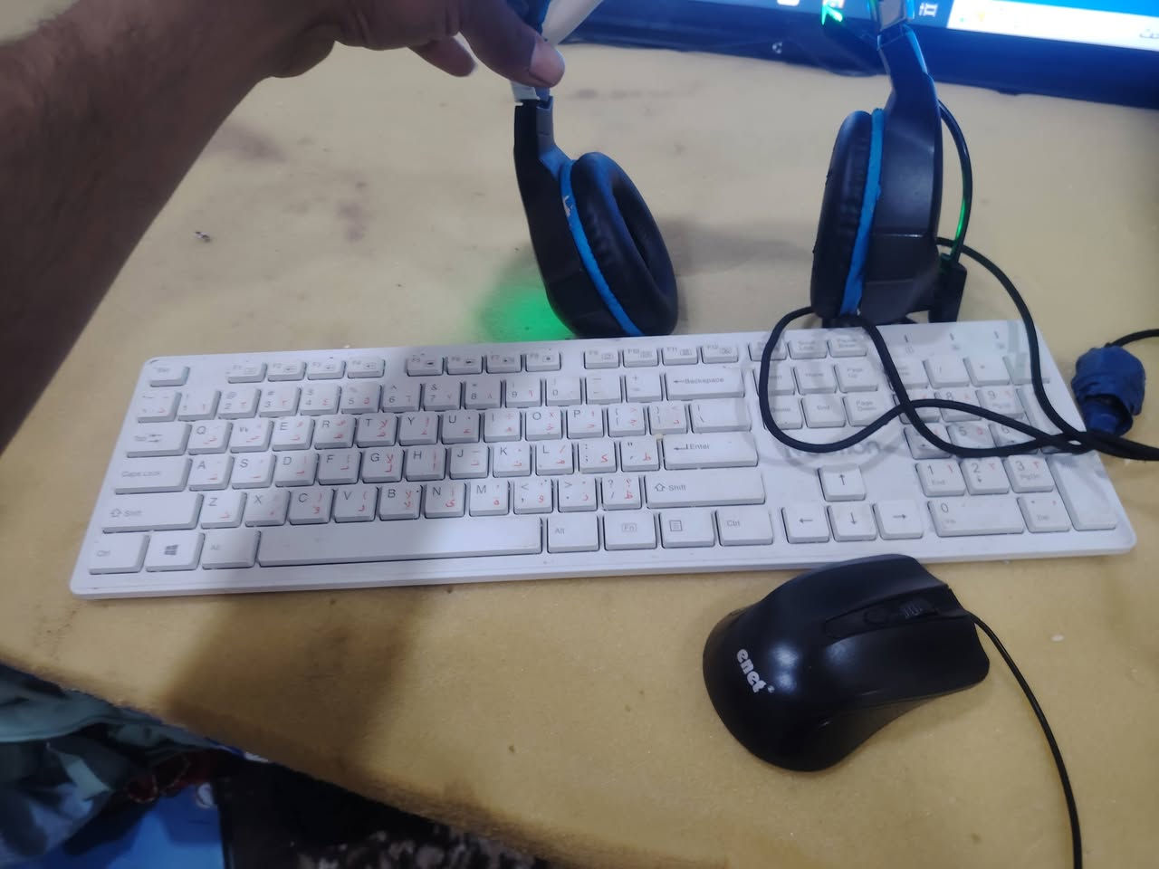 السلام عليكم تجميعه لابتوب للبيع او مراوس بلابتوب او ايباد سعره تجميعه 140بيه مجال مكان نجف  
الانصار


**إذا كنت صاحب هذا الإعلان وتريد حذفه لأي سبب، رجاءا أرسل رسالة إلى الدعم الفني**