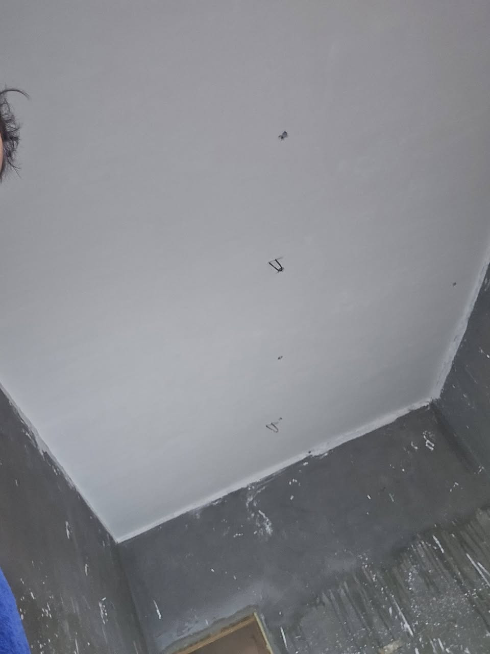 السلام عليكم متفرغ حاليا كادر بورك وسقوف جص فني ***********
