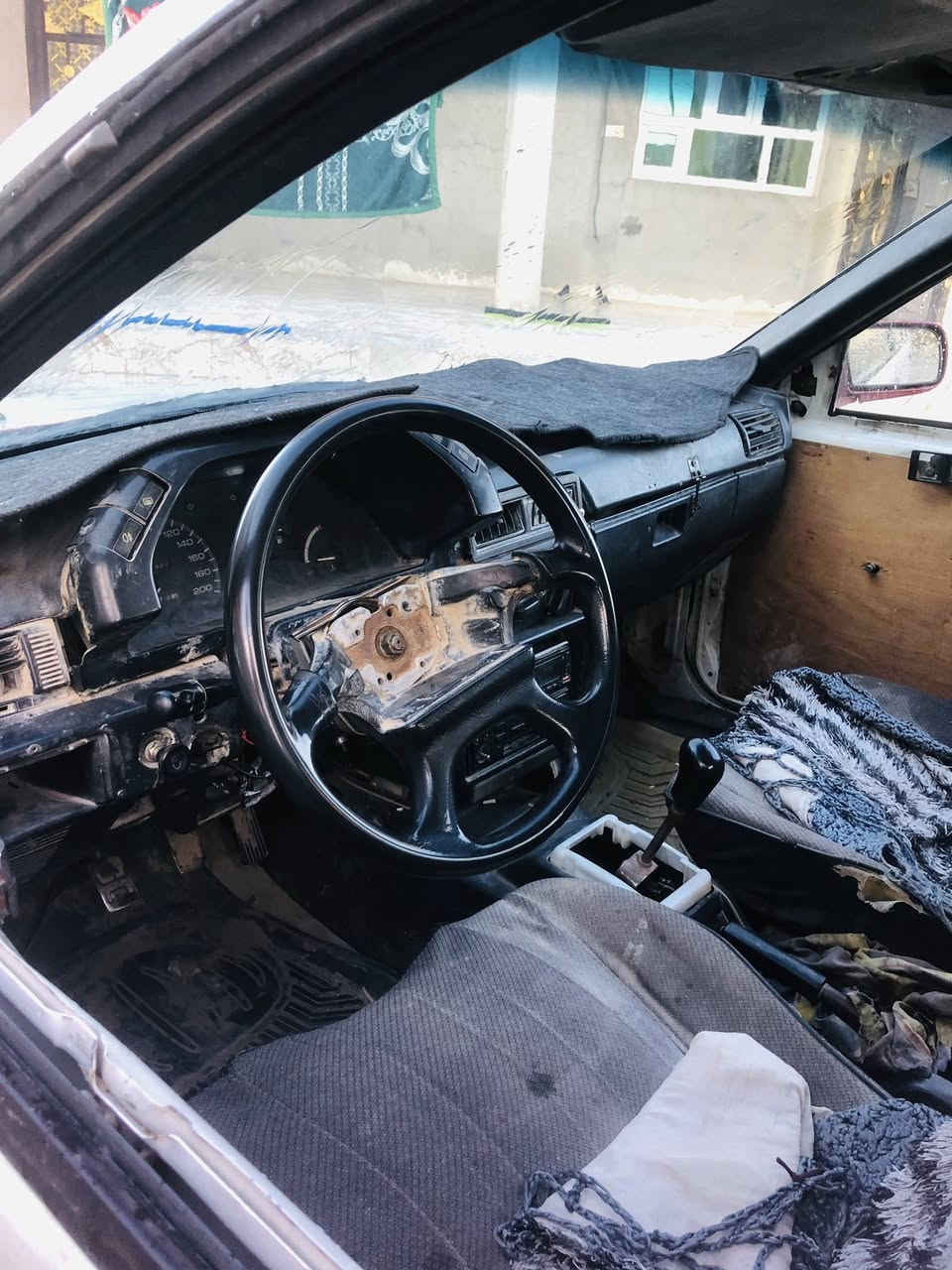 للبيع: ميستبوشي (Mitsubishi) 
لأصحاب الأهتمتم بلسيارات الاعتمادية، السيارة جاهزة وما تحتاج اي شي
المواصفات الأساسية:
• اللون: أبيض (نوعاً ما نضيف).
• المحرك: بحالة ممتازة (بشرط الفحص).
• الكير: شغال 100% (بشرط الفحص).
• الحالة الفنية: السيارة نقص برغي ما بيها، أدق التفاصيل شغالة وصدرها جديد.
المميزات:
✅ مسجل شغال هم.
✅ داخلية نظيفة نوعاً ما .
✅ السيارة جاهزة للعمل اليومي بدون أي تعب.
للأستفسار 
***********
