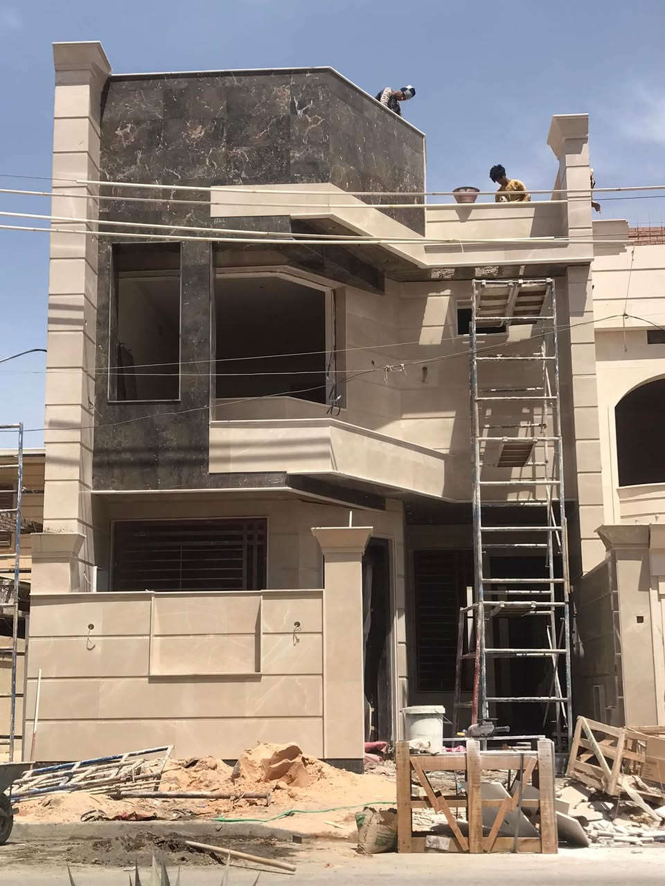 جزء من عملي واجه سبعه في حي العدل مرمر هرسين +برونزي ايراني ان شالله ينال اعجابكم الاستفسار ***********
