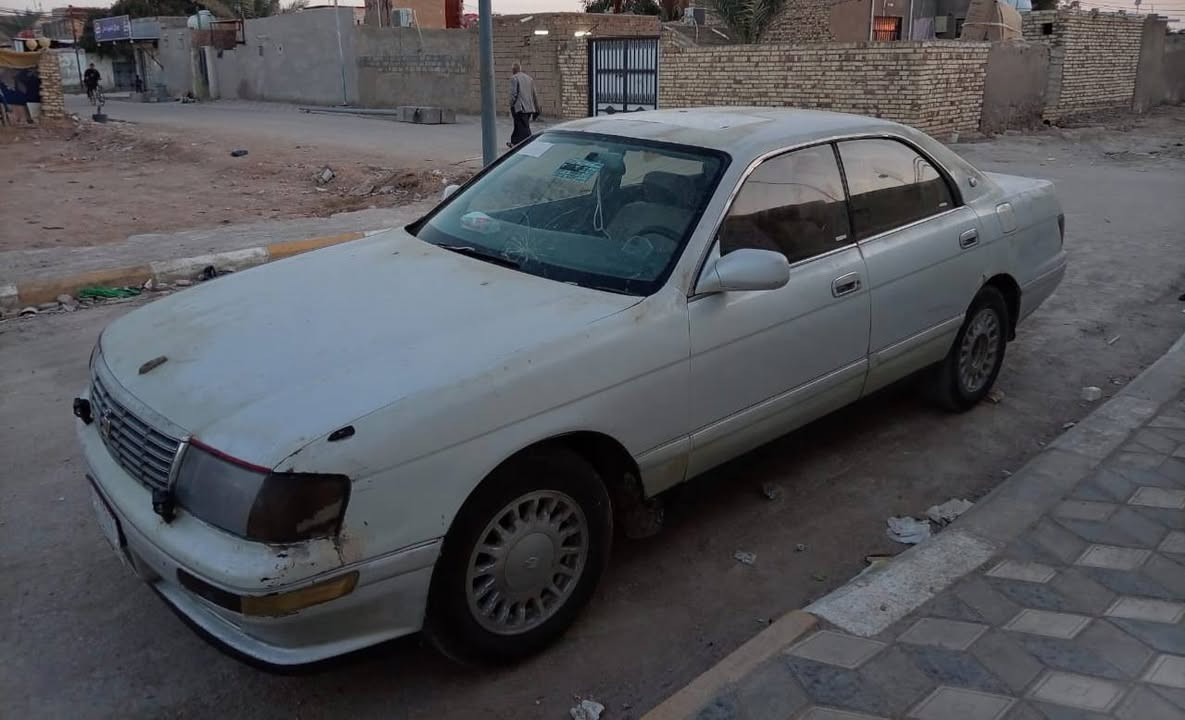 بطه ٩٤ منفصل مكفوله من الكص والعيب الشرعي رقم مميز كير ومكينه وحداديه شرط كشرها شوفة عينك يريد تعديل السعر ٤٠ 
***********
