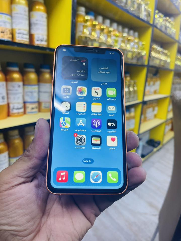 Xs max محور 17 برو
ذاكرة256 
مامبدل اي قطعة فقط شاصي 17
سعر 325 قفل ملحقات شاحن اصلي والشاصي القديم 
كربلاء ***********
