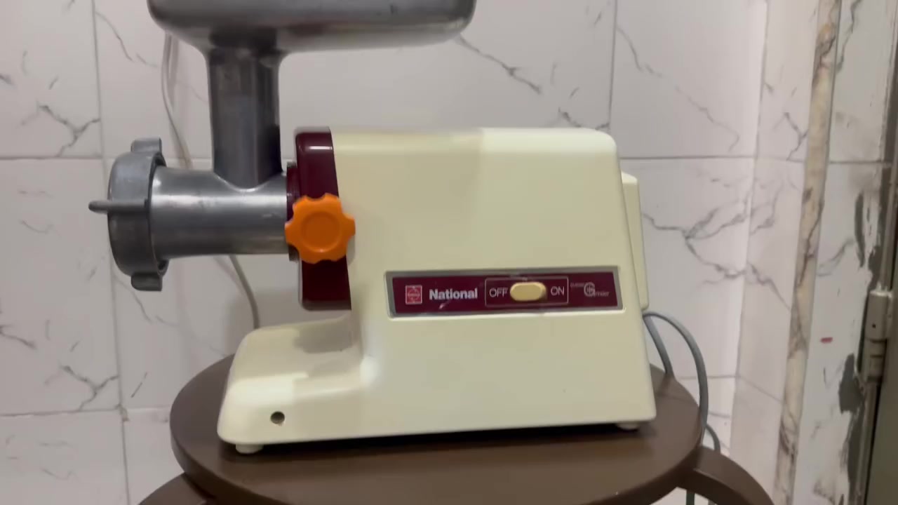 السلام عليكم 
مجموعة اجهزة ناشيونال التفاصيل داخل الفيديوات
والاسعار خاص


**إذا كنت صاحب هذا الإعلان وتريد حذفه لأي سبب، رجاءا أرسل رسالة إلى الدعم الفني**